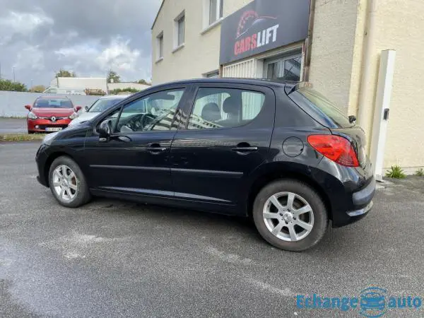 Peugeot 207 Urban Move 1.4l 75ch