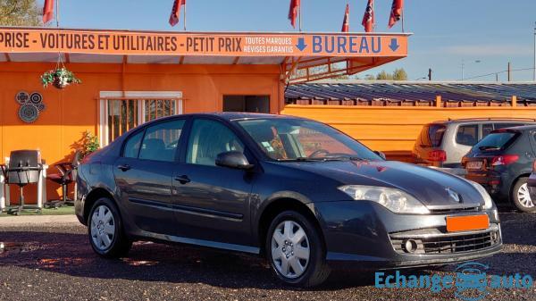 Renault Laguna III Berline 1.5 dCi 6CV 110CH En bon état