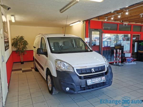 Peugeot Partner 100 cv CLIM REGULATEUR RADAR GIRAFON 7498 e TCC