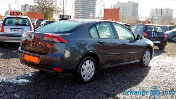 Renault Laguna III Berline 1.5 dCi 6CV 110CH En bon état