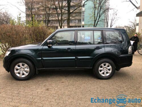 Mitsubishi Pajero 3.2 DI-D Invite