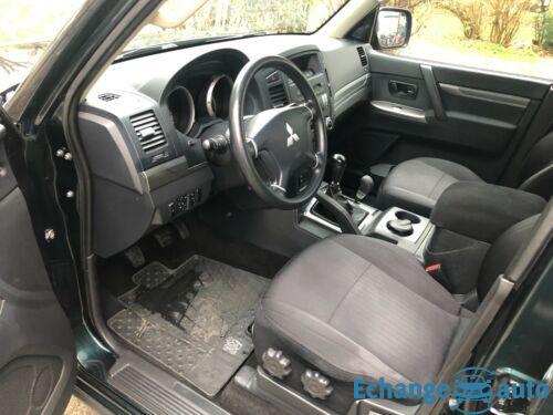 Mitsubishi Pajero 3.2 DI-D Invite