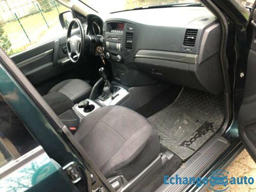 Mitsubishi Pajero 3.2 DI-D Invite