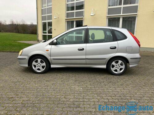 Nissan Almera Tino 1.8