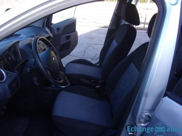 Ford Fiesta 1.4i 16V 80 CV SENSO 5 PORTES