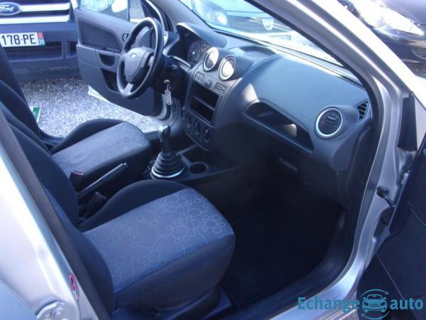 Ford Fiesta 1.4i 16V 80 CV SENSO 5 PORTES