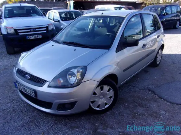 Ford Fiesta 1.4i 16V 80 CV SENSO 5 PORTES