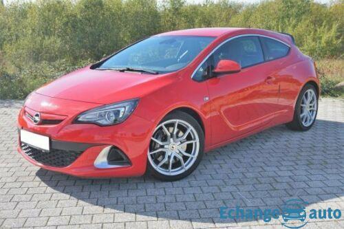 Opel Astra 2.0 OPC