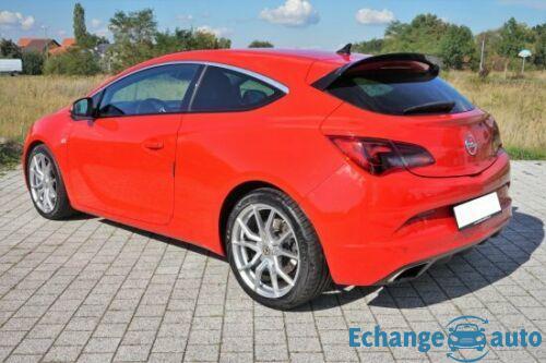 Opel Astra 2.0 OPC