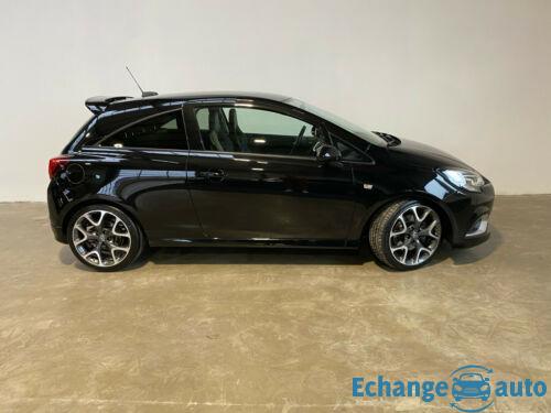 Opel Corsa E 1.6 Turbo OPC