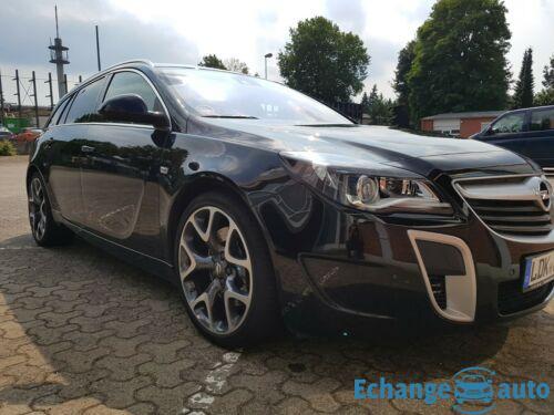 Opel Insignia 2.8 V6 Turbo 4x4 Sports Tourer