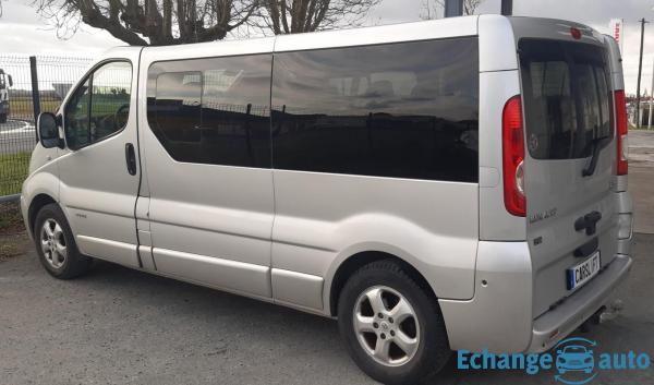 Renault Trafic MINIBUS 8 PERSONNES 2.0 DCI 115 CH PRIVILEGE - GARANTIE 6 MOIS