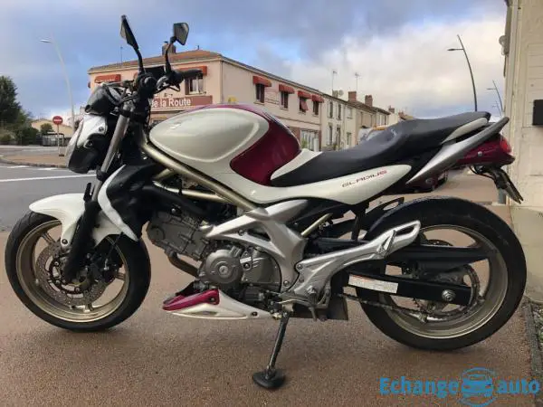 Suzuki  SV 650 GLADIUS A2 - GARANTIE 6 MOIS