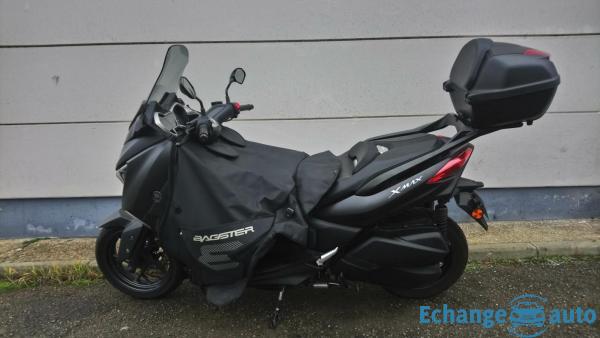 Yamaha X-MAX 300