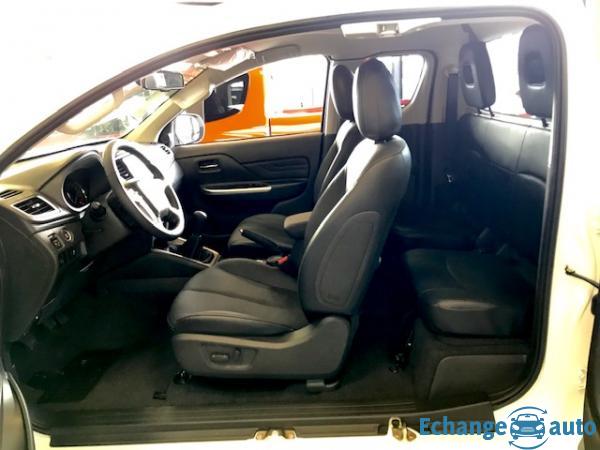 Mitsubishi L200 III CLUB CABINE 2.2 DI-D 150 INSTYLE MY20