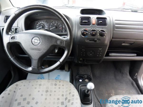 Opel Agila 1.2L I 75CV