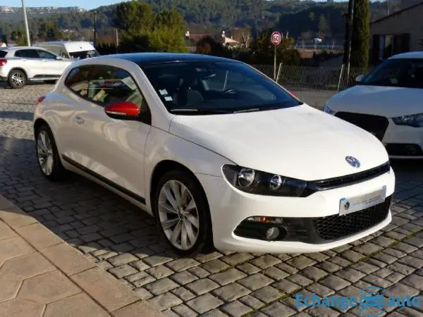 Volkswagen Scirocco 2.0 TSI 200CV CARAT DSG6