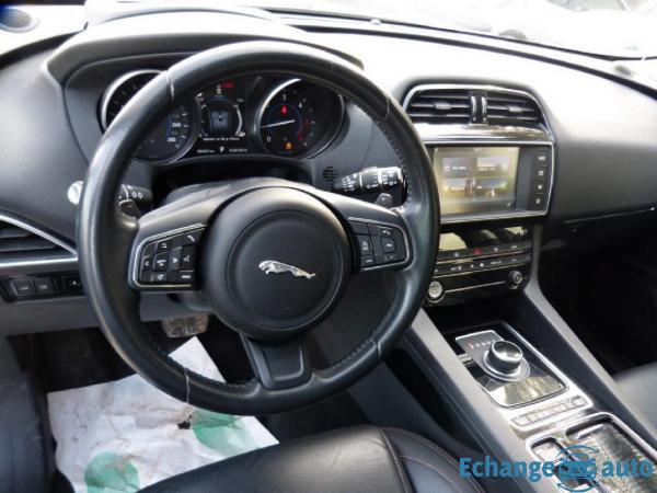 Jaguar F-Pace 2.0 D AWD 16V 180 cv Boîte auto Portfolio