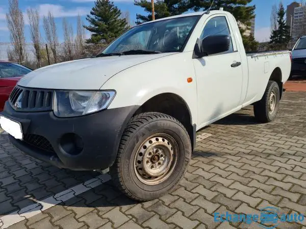 Mitsubishi L200 2.5 TD 136 SIMPLE CABINE 4X4