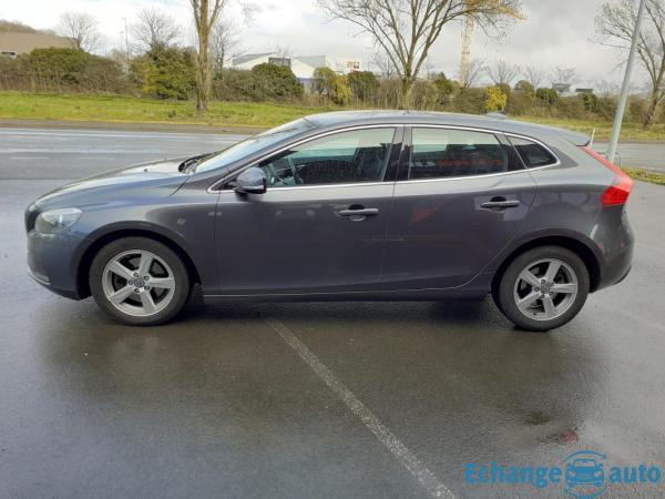 Volvo V40 1.6l TDI 115ch Momentum powershift - GARANTIE 6 MOIS