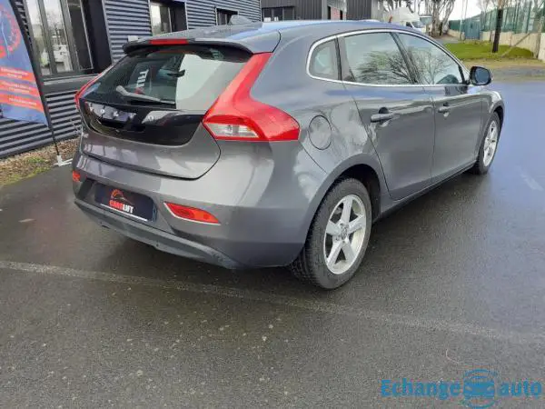 Volvo V40 1.6l TDI 115ch Momentum powershift - GARANTIE 6 MOIS