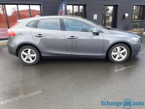 Volvo V40 1.6l TDI 115ch Momentum powershift - GARANTIE 6 MOIS