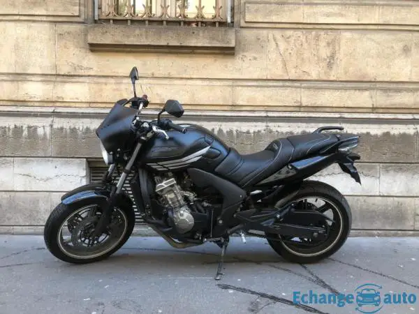 Honda CBF 600