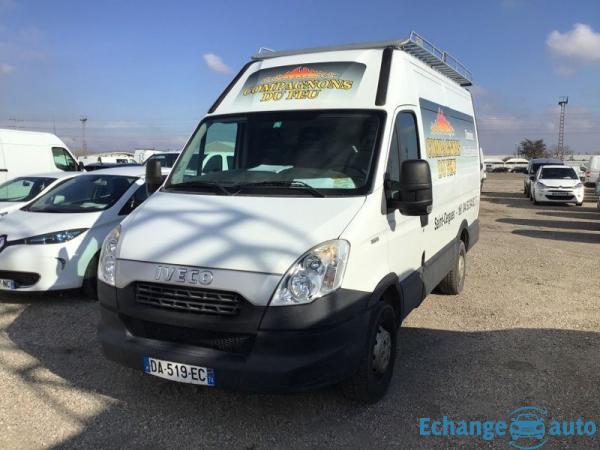 Iveco Daily HAYON FG 35S13 H2 126CV REGUL CLIM