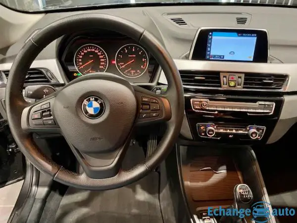 BMW X1 (F48) SDRIVE18D BUSINESS DESIGN