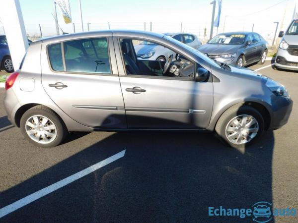 Renault Clio 1.5 DCI 90CH NIGHT AND DAY