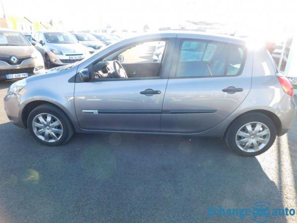 Renault Clio 1.5 DCI 90CH NIGHT AND DAY