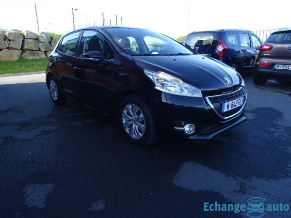 PEUGEOT 208 1.4 HDi 68ch BVM5 Active