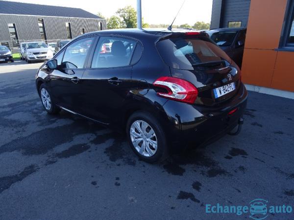 PEUGEOT 208 1.4 HDi 68ch BVM5 Active