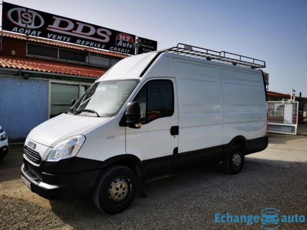 Iveco Daily HAYON FG 35S13 H2 126CV REGUL CLIM