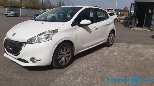 Peugeot 208 1.4 hdi - business active gtie 6 mois