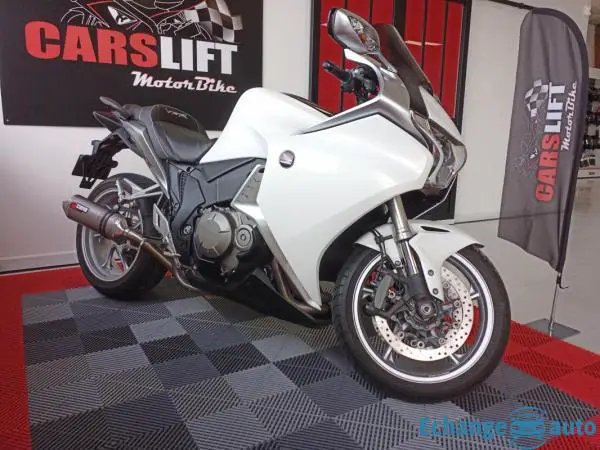 Honda VFR GARANTIE 6 MOIS 1200