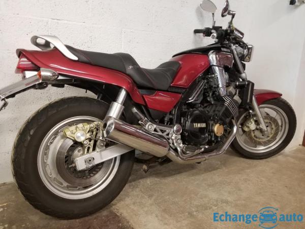 Yamaha Fzx 750 yamaha rouge 0750 287