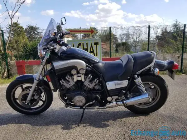 Yamaha V max 1200 yamaha noir NOI