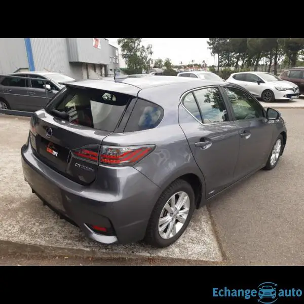 Lexus CT 200h LUXE TOIT OUVRANT