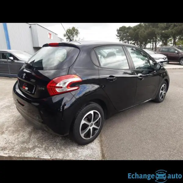 Peugeot 208 1.2 VTi 12V 82CV ACTIVE