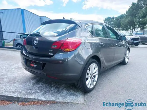 Opel Astra 1.7 CDTI 125cv COSMO