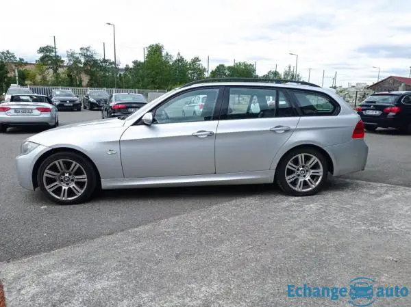 BMW Série 3 330 XdA 231CH Pack luxe TOIT PANO