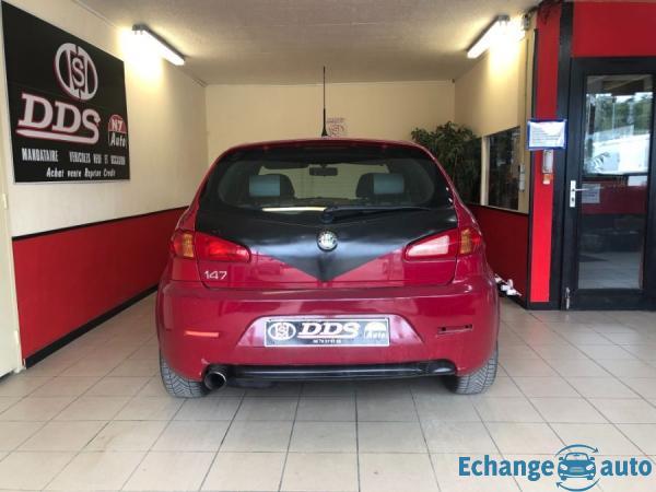 Alfa Romeo 147 PHASE 2 1.6 TS 121cv 5P BVM