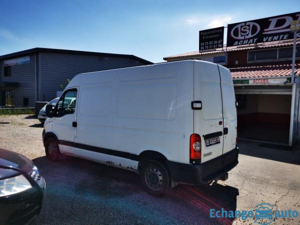 Renault Master II FOURGON GENERIQUE TRACTION F3300 L2H2 DCI 100CH EURO5 100cv 4P BVM