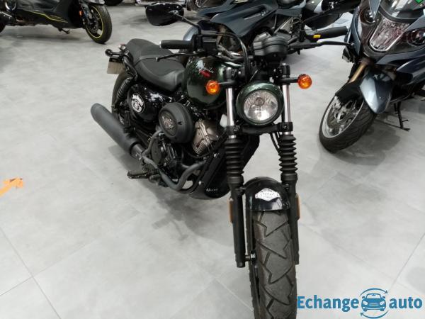 Hyosung AQUILA 125 BOBBER