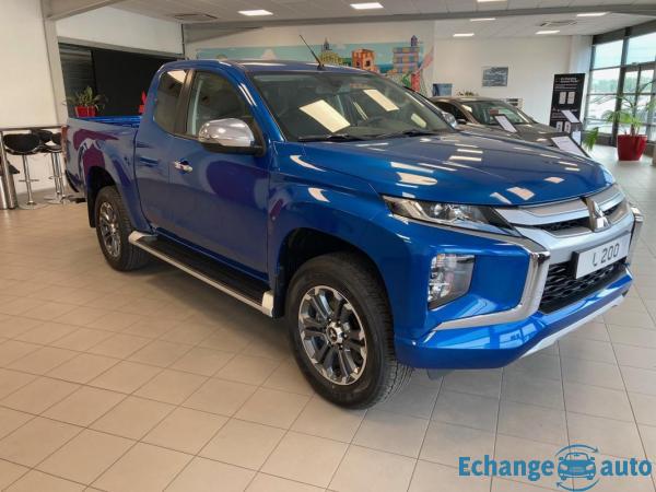 Mitsubishi L200 III CLUB CABINE 2.2 DI-D 150 INTENSE