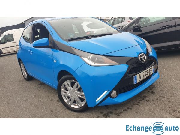 TOYOTA AYGO 1.0 VVT-i x-play