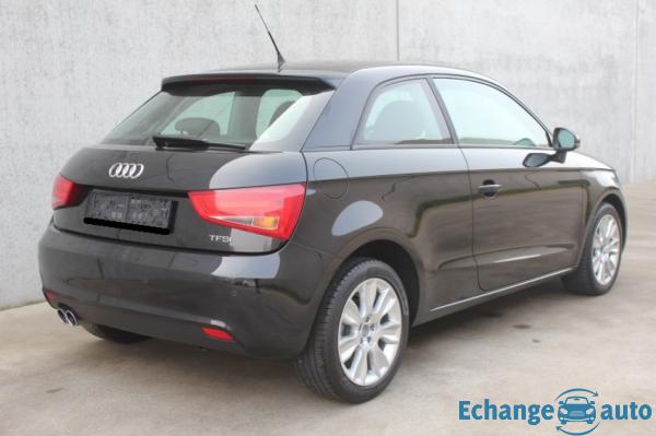 AUDI A1 1.4 TFSI 122ch SEMICUIRCHAUF/CLIM/PDC/REGVIT/JA/GAR12MOIS