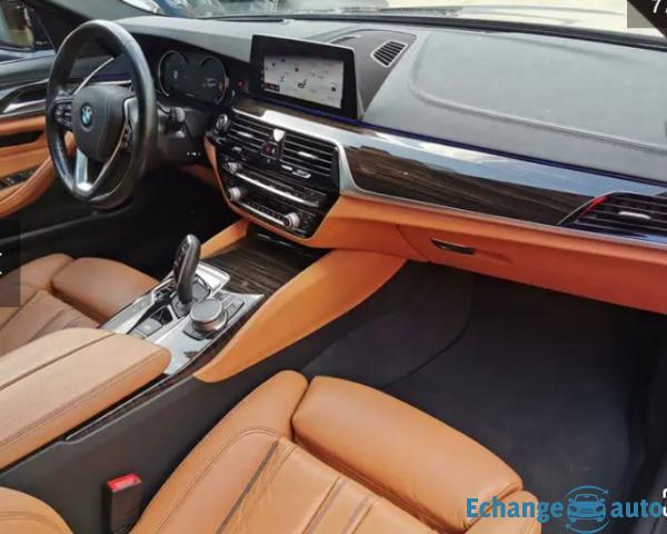 BMW SERIE 5 TOURING  520d 190ch BVA8 CAM/CUIRCHAUF/TOIPANO/AFFICHTETHAUT/PAL/CLIM/PDC/GPS/REGVIT/ATT