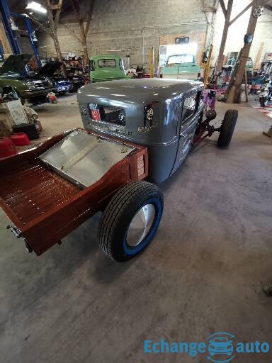 Hot rod ford 31 pickup